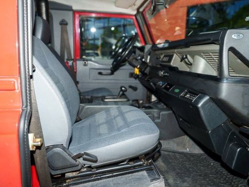 Used 1997 Land Rover Defender 90 AWD/4WD image 19