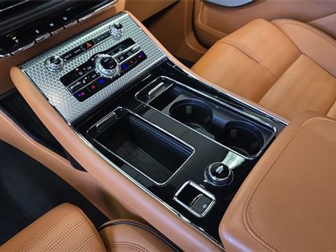 Used 2023 Lincoln Aviator Black Label Grand Touring image 23