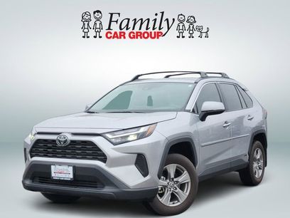 Used 2025 Toyota RAV4 XLE w/ Convenience Package