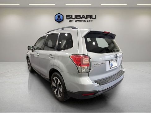 Used 2017 Subaru Forester 2.5i Limited w/ Popular Package #2 image 3