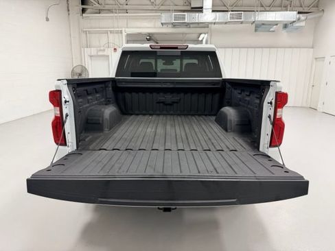 Certified 2023 Chevrolet Silverado 1500 LTZ AWD/4WD image 28