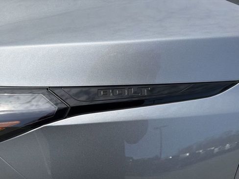 New 2027 Chevrolet Bolt LT w/ Comfort Package FWD image 33