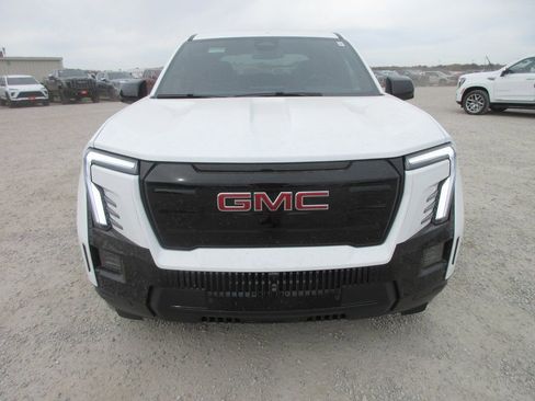 New 2026 GMC Sierra EV Elevation image 8