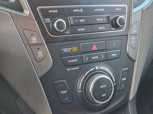 Used 2017 Hyundai Santa Fe Sport 2.0T FWD image 9