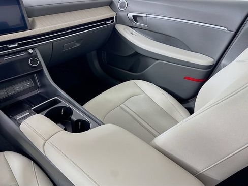 New 2026 Hyundai Sonata SEL FWD image 25