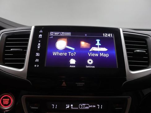 Used 2017 Honda Pilot Touring image 25