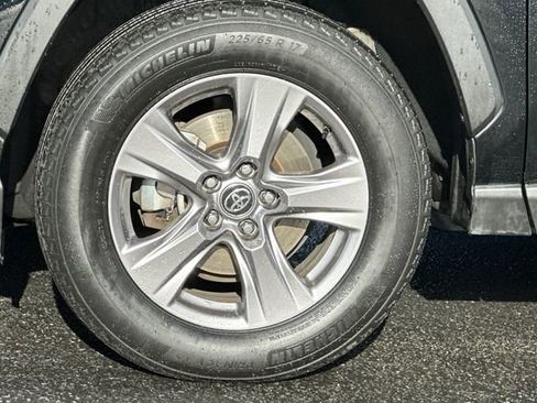 Certified 2023 Toyota RAV4 XLE image 32