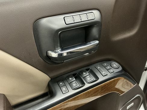 Used 2019 Chevrolet Silverado 2500 LTZ w/ Duramax Plus Package AWD/4WD image 20