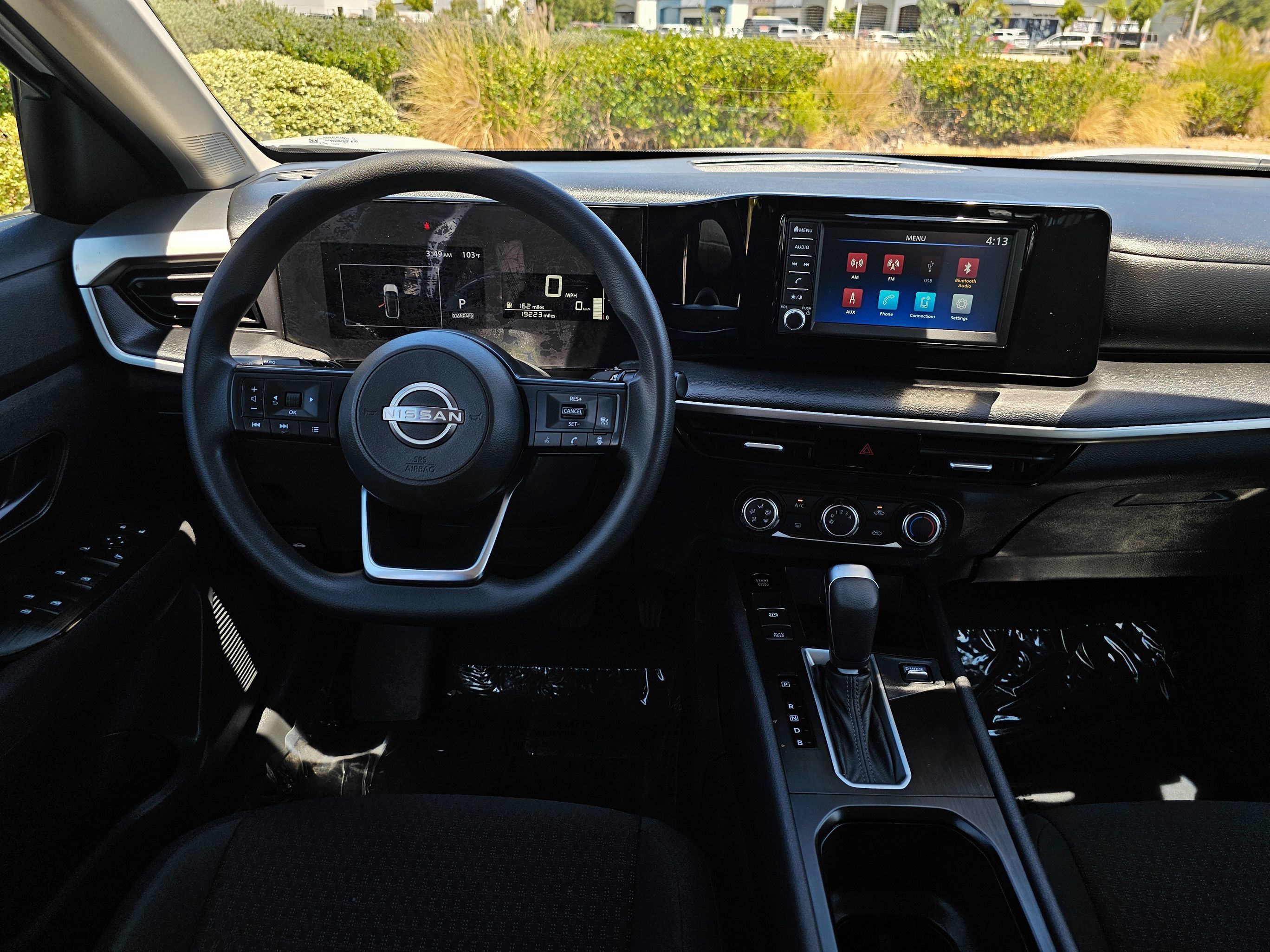 Used 2025 Nissan Kicks S w/ Charging Package FWD image 21