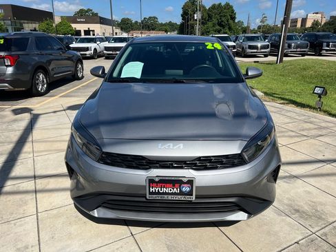 Used 2024 Kia Forte LXS FWD image 2