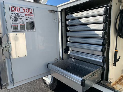 Used 2019 Ford F550 4x4 SuperCab Super Duty image 54