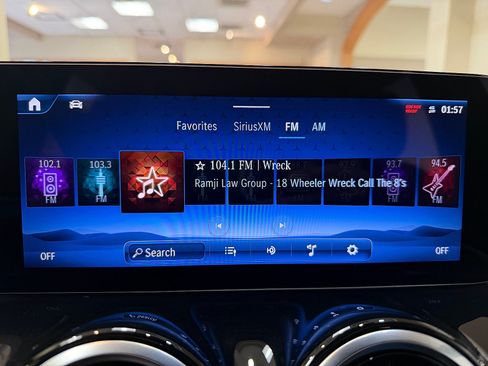 Used 2026 Mercedes-Benz GLB 250 image 19