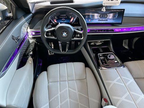 Certified 2023 BMW 760i xDrive image 24