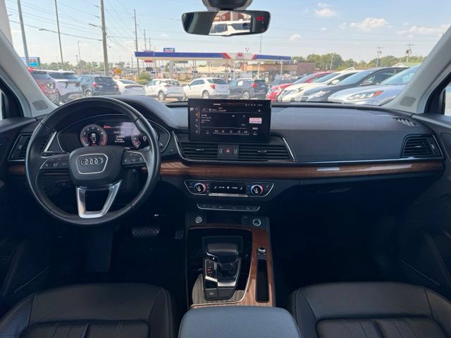 Used 2023 Audi Q5 2.0T Premium Plus AWD/4WD image 8