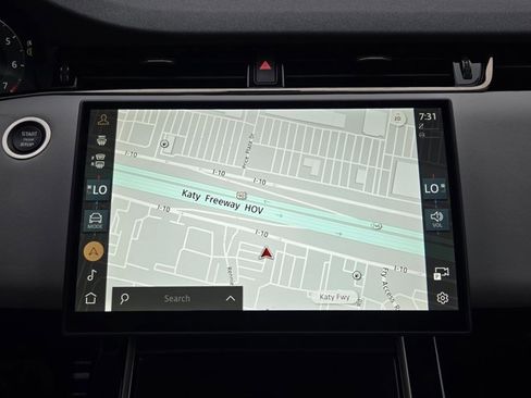Certified 2026 Land Rover Range Rover Evoque Dynamic SE AWD/4WD image 15