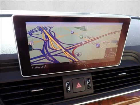 Used 2018 Audi Q5 Premium Plus w/ Premium Plus Package image 22