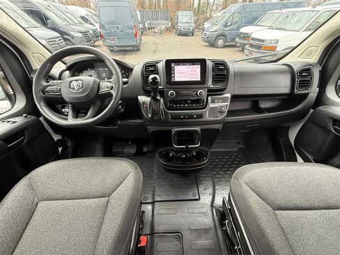 Used 2025 RAM ProMaster 2500 w/ Convenience Group FWD image 12