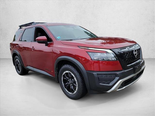 Used 2025 Nissan Pathfinder Rock Creek AWD/4WD image 3