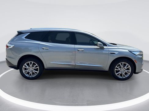 Used 2023 Buick Enclave Premium w/ Experience Buick Package FWD image 8