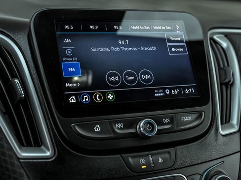 Used 2023 Chevrolet Malibu LS FWD image 24