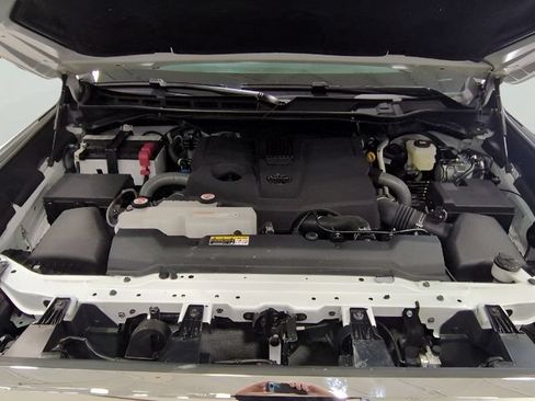 Used 2025 Toyota Tundra SR5 w/ TRD Off-Road Premium Package AWD/4WD image 19