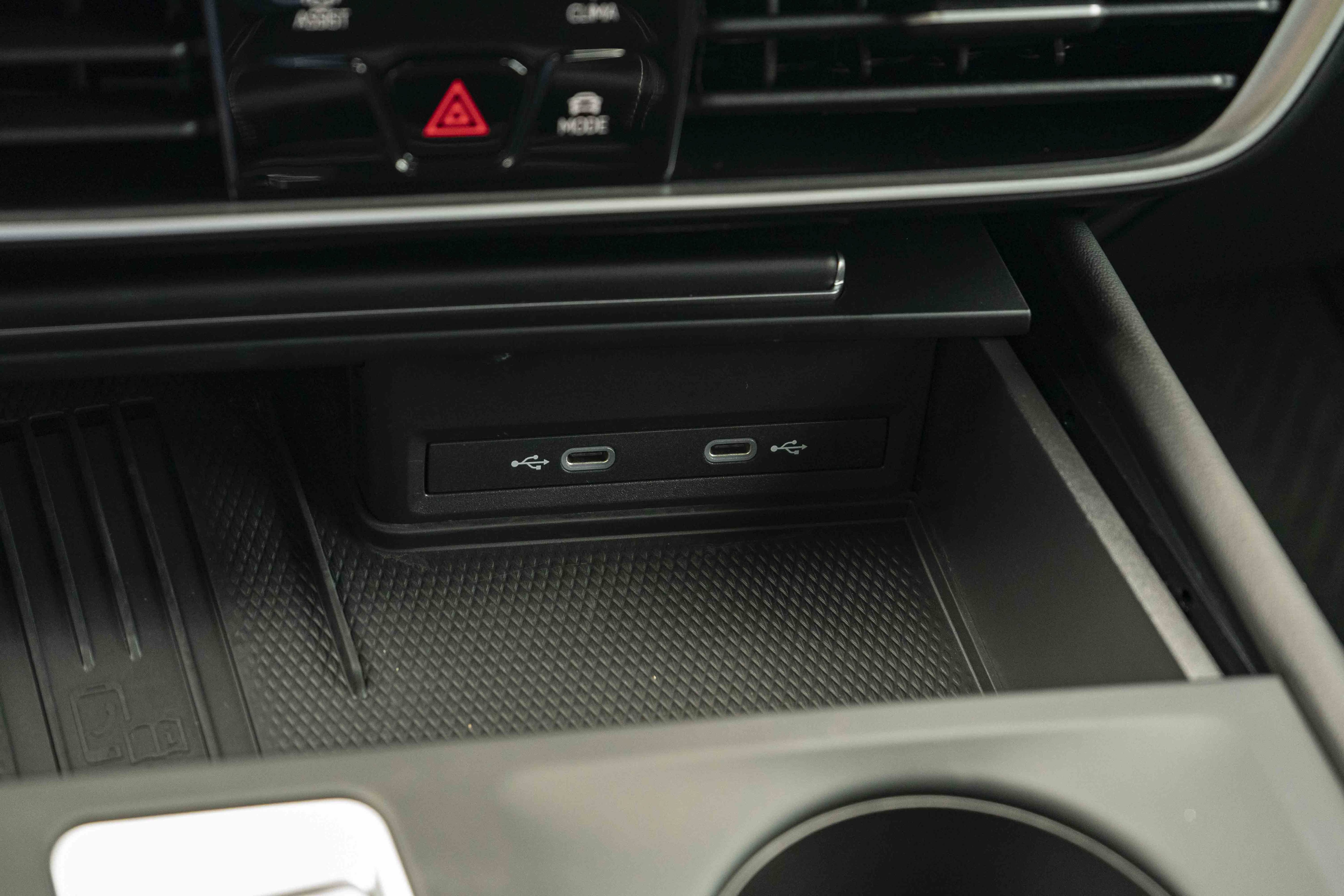 Certified 2026 Volkswagen Atlas SE FWD image 31