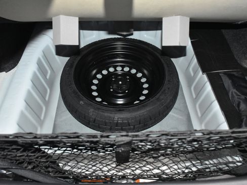 New 2025 Nissan Versa SV w/ Trunk Package image 25