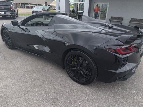 Used 2024 Chevrolet Corvette Stingray Preferred Conv w/ Z51 Performance Package RWD image 22