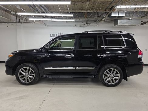Used 2015 Lexus LX 570 4WD image 8