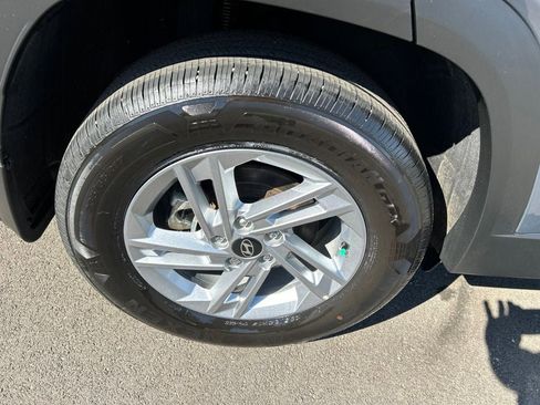 Used 2025 Hyundai Tucson SE AWD/4WD image 28