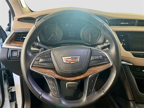 Used 2021 Cadillac XT5 Sportv w/ Platinum Package image 11