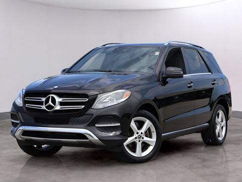 Used 2017 Mercedes-Benz GLE 350 4MATIC image 1