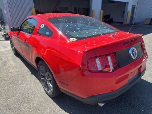 Used 2011 Ford Mustang Premium w/ 203A Rapid Spec Order Code RWD image 5