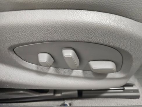 Used 2017 Chevrolet Impala Premier image 37