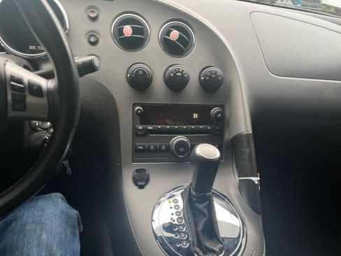 Used 2008 Pontiac Solstice GXP w/ Premium Package RWD image 21