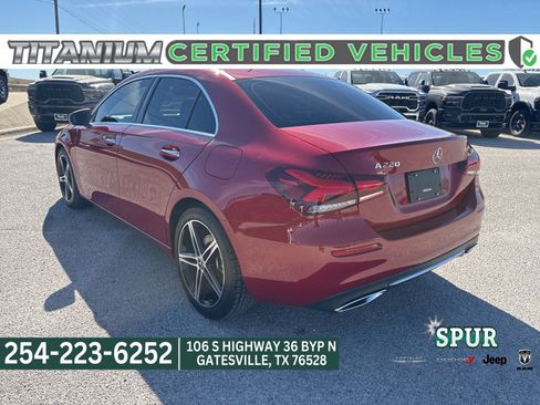 Used 2022 Mercedes-Benz A 220 image 3