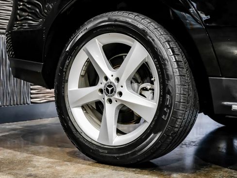 Used 2018 Mercedes-Benz GLE 350 w/ Premium 1 Package image 55