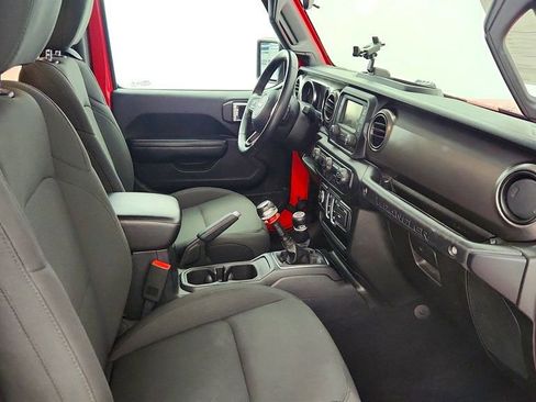 Used 2019 Jeep Wrangler Sport image 22