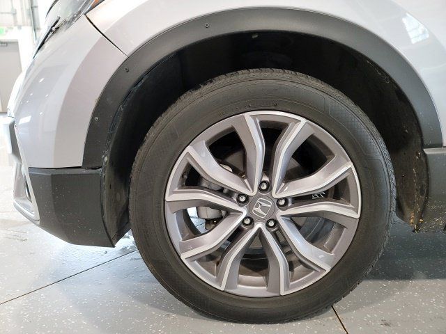 Used 2020 Honda CR-V Touring image 12