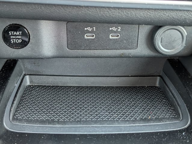 Used 2025 Nissan Rogue SV AWD/4WD image 19
