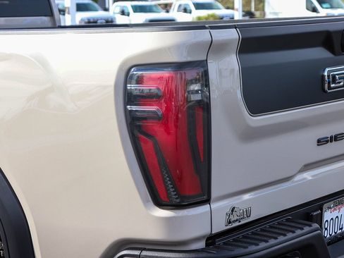 Used 2026 GMC Sierra 2500 AT4X w/ AT4X AEV Edition AWD/4WD image 7