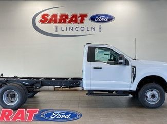 New 2025 Ford F350 XL w/ XL Chrome Package video 1
