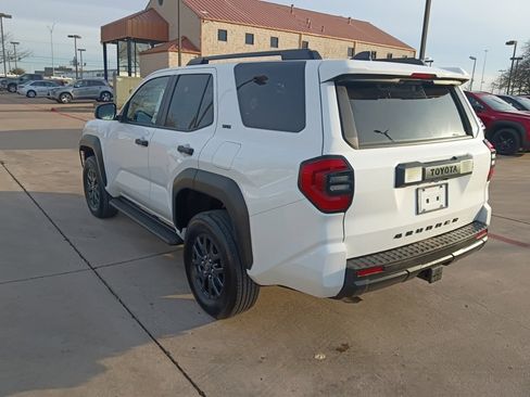 Used 2025 Toyota 4Runner SR5 image 8