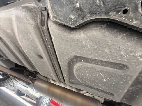 Used 2013 Toyota RAV4 XLE FWD image 33