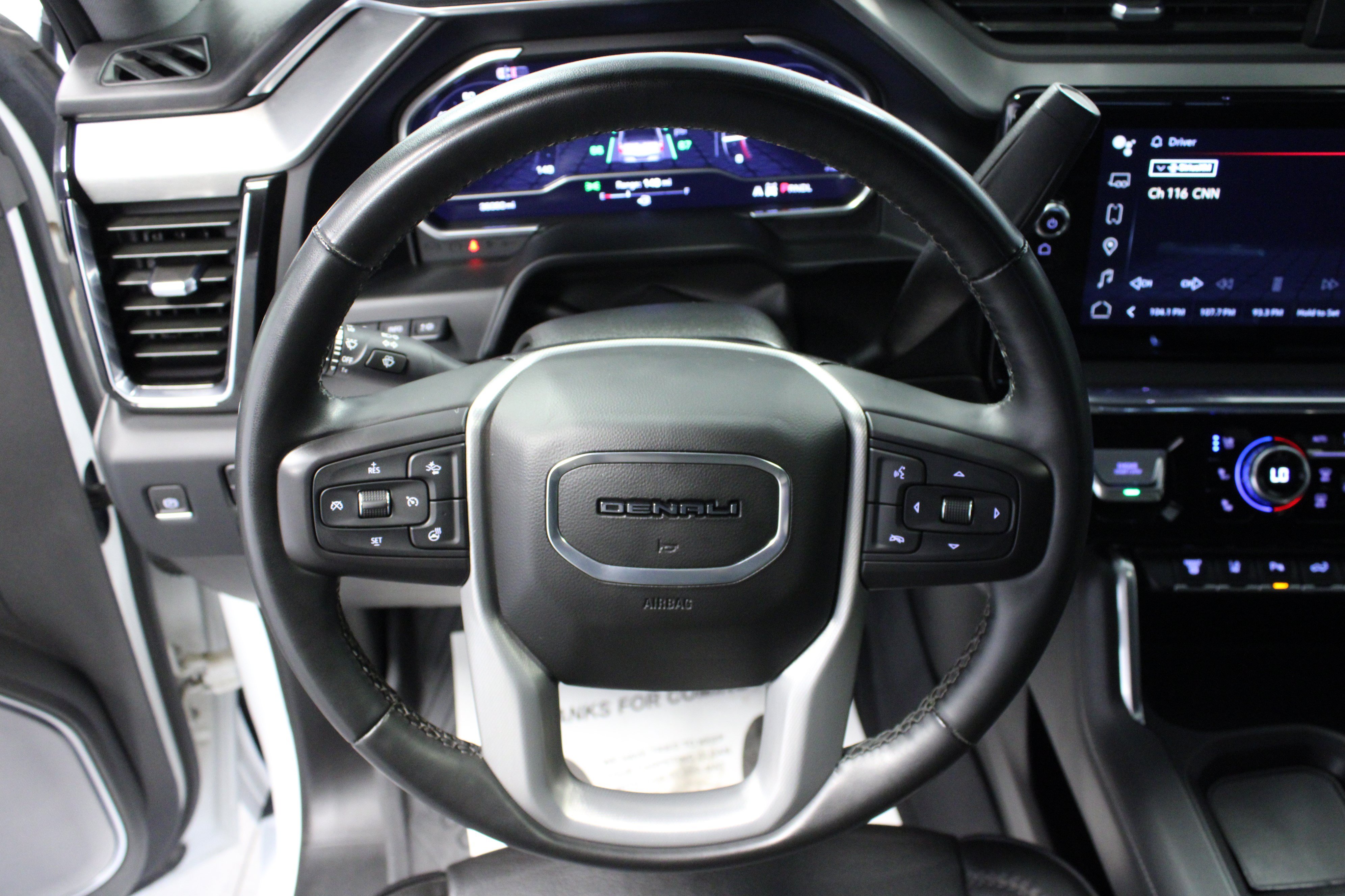 Used 2024 GMC Sierra 2500 Denali w/ Denali Reserve Package AWD/4WD image 17