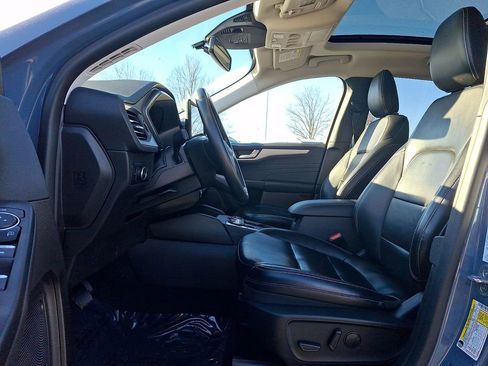 Used 2024 Ford Escape Platinum image 13