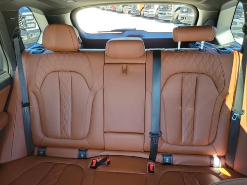 Used 2021 BMW X5 M50i w/ Executive Package image 14