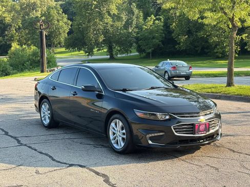 Used 2018 Chevrolet Malibu LT FWD image 7