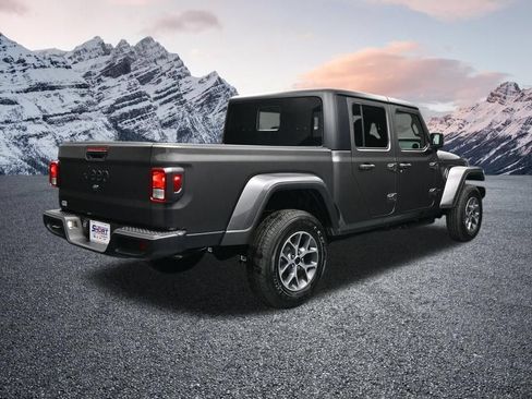 New 2026 Jeep Gladiator Sport AWD/4WD image 5