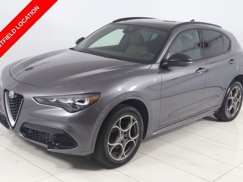Used 2024 Alfa Romeo Stelvio Ti AWD/4WD image 25